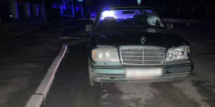 У Первомайську на Миколаївщині слідчі встановлюють обставини ДТП, у якій загинув пішохід (ФОТО)