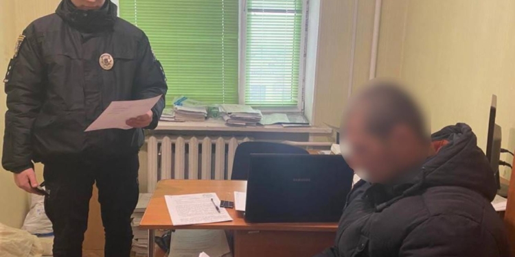 В Баштанському районі поліцейські затримали 31-річного чоловіка за збут психотропів (ФОТО)