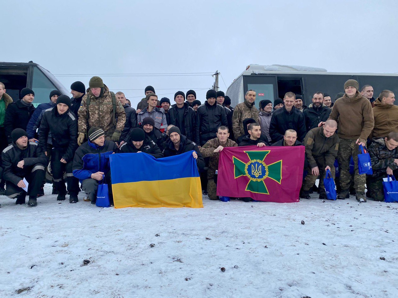Серед звільнених сьогодні з російського полону українських захисників – двоє миколаївських морпіхів 25