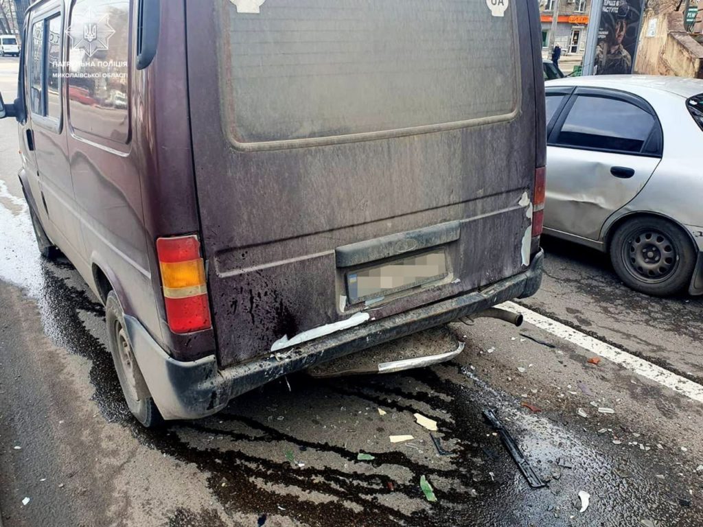 Рівень алкоголю в крові перевищував норму в 11 разів: в Миколаєві патрульні затримали нетверезого водія, який скоїв ДТП (ФОТО) 6