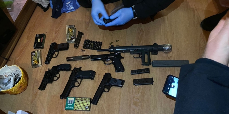 На Миколаївщини викрили афериста, який «продавав» громадянам неіснуючу зброю (ФОТО)
