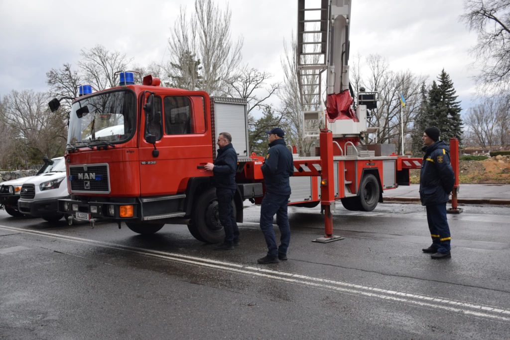 Миколаївські рятувальники та медики отримали техніку від благодійників з Німеччини (ФОТО) 5