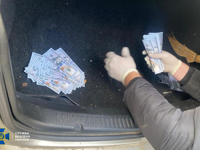 СБУ затримала чиновника Одеської військової адміністрації – вимагав гроші з підприємців (ФОТО)