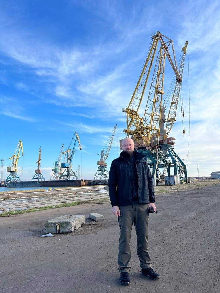 В Україні продають ще один порт - там побував десант ФДМУ (ФОТО) 3