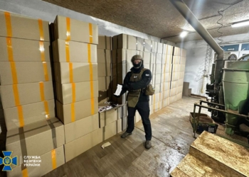 На Миколаївщині викрили 2 лінії з виробництва нелегальних сигарет, планували “експорт” (ФОТО, ВІДЕО)