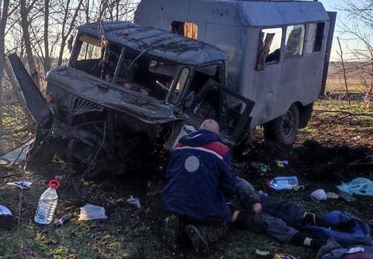На Миколаївщині під час робіт підірвався бригадний автомобіль АТ “Миколаївобленерго” – водій у лікарні