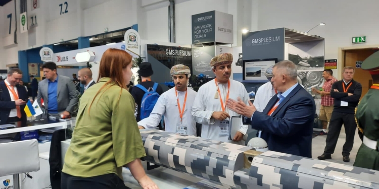 На оборонному ярмарку в Абу-Дабі український виробник зброї показав керовану ракетну систему (ФОТО)