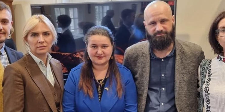 Голова Миколаївської облради Замазєєва  у Вашингтоні взяла участь в обговоренні з представниками влади США реабілітації військових після полону (ФОТО)