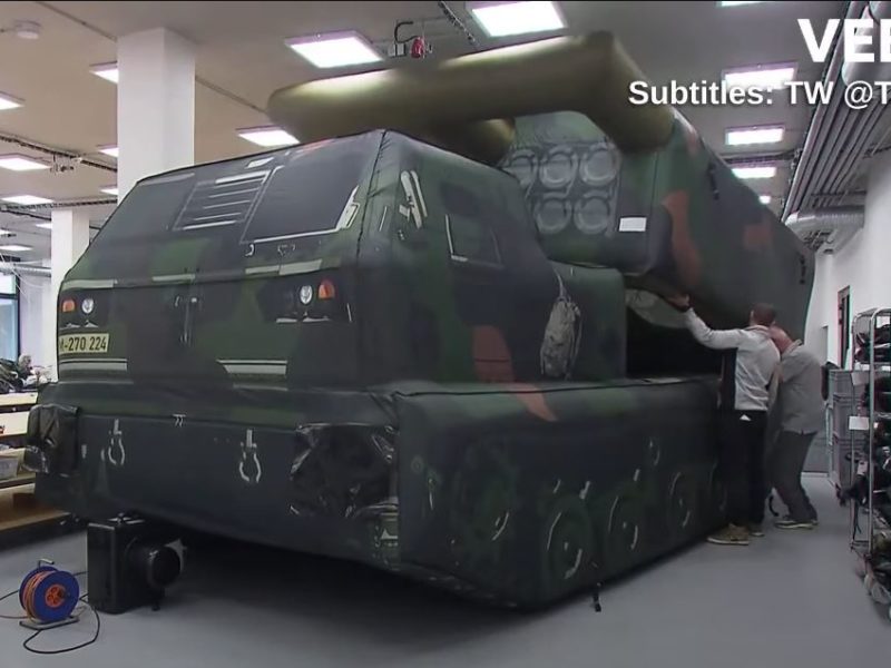 Чехи показали виробництво надувних HIMARS – ось про знищення чого рапортують в Росії (ВІДЕО)