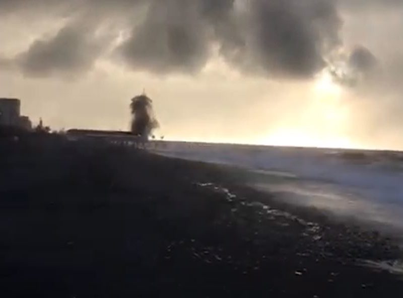 В Батумі вибухнула морська міна, яку прибило до берега (ВІДЕО)