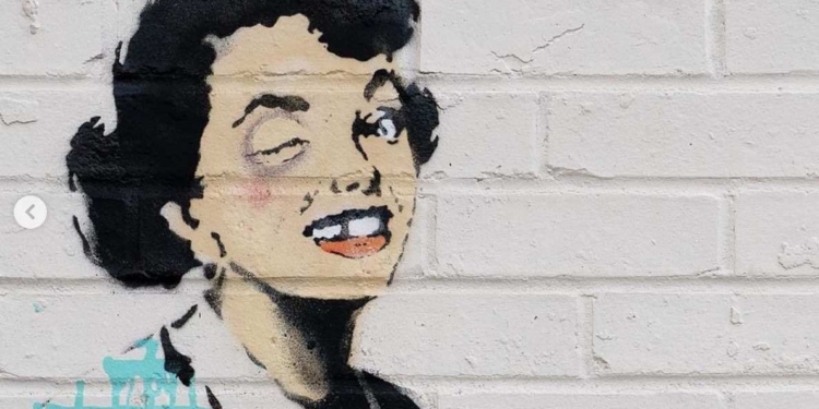 Жінка з підбитим оком. Бенксі показав своє нове графіті (ФОТО)
