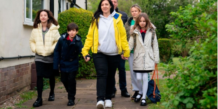 В Британії невідомі збирають дані про українських біженців – надсилають підробні листи на офіційних бланках