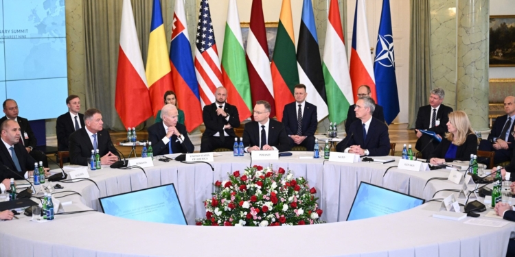 У Варшаві завершився саміт Бухарестської дев’ятки за участі Байдена і Столтенберга (ФОТО, ВІДЕО)