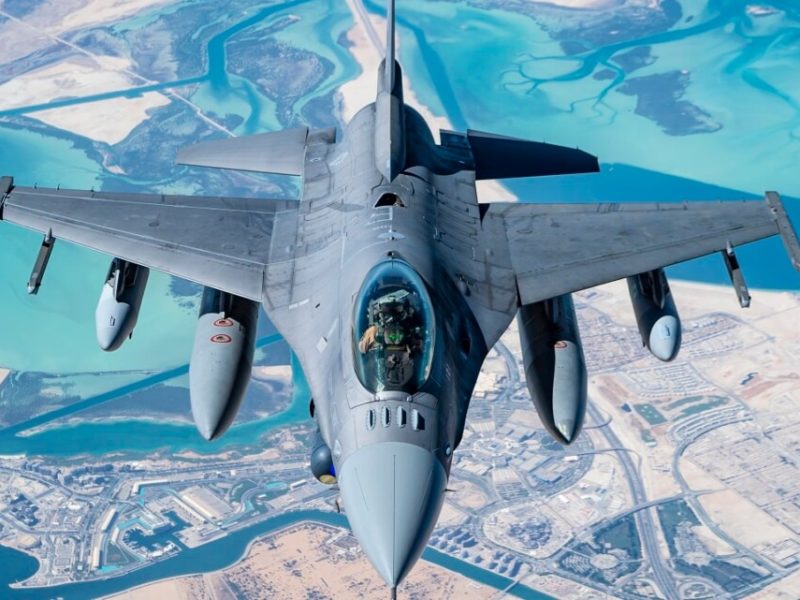 F-16 може бути не першим літаком, який отримає Україна, – Кулеба