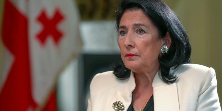 Президентка Грузії хоче, щоб у рамках мирної угоди з Україною РФ вивела війська з Абхазії та Осетії