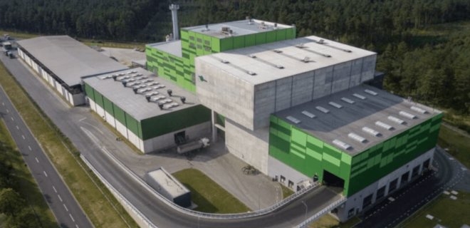 В Україні запустили перший сміттєпереробний завод, збудований за приватні гроші