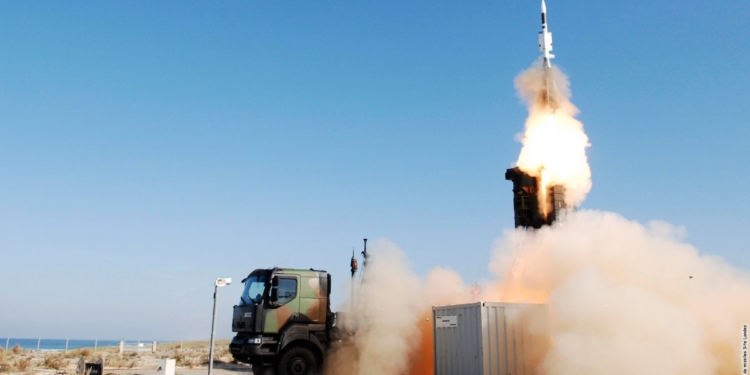 Франція надасть Україні ПЗРК Mamba. Що вони можуть? “Беруть” навіть балістику (ВІДЕО)