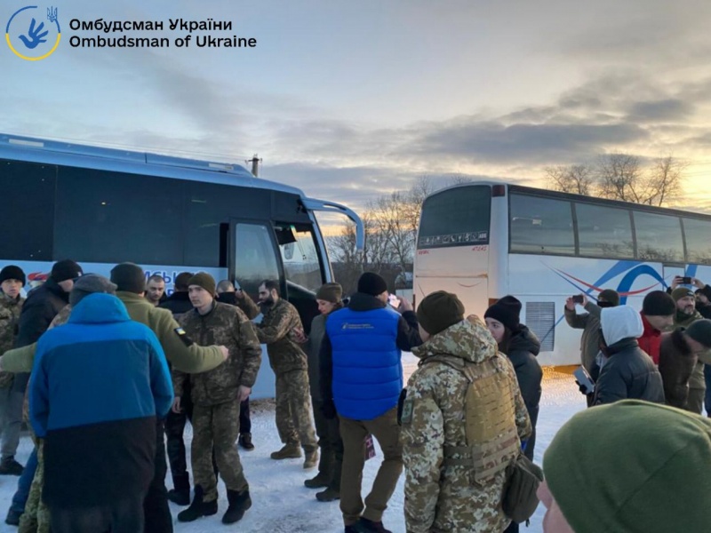 Відбувся обмін полоненими. Кого повернули (ФОТО) 14