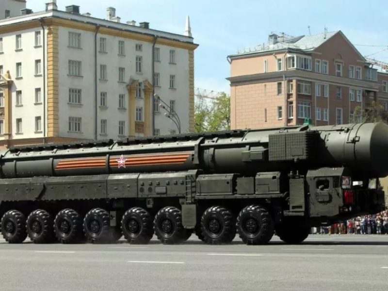 Коли Байден був в Києві, Росія проводила випробування ракети “Сармат”. Невдало