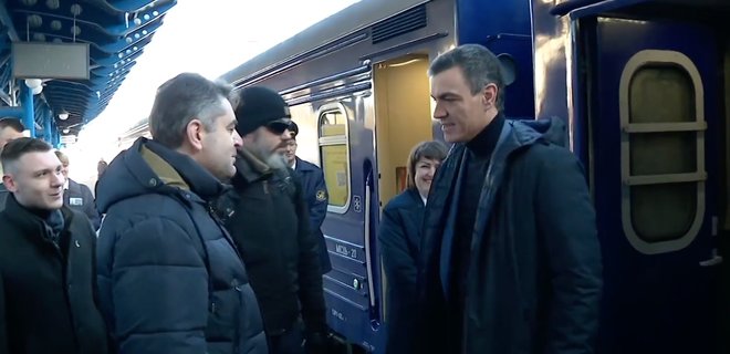 В Київ прибув прем’єр-міністр Іспанії Санчес (ВІДЕО)