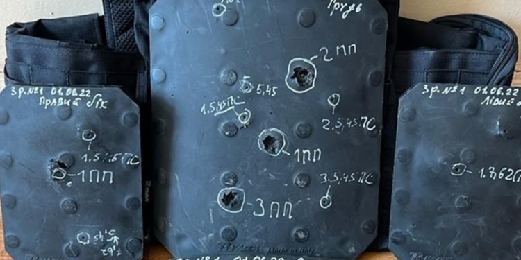 СБУ викрила ексначальника департаменту Міноборони на розтраті понад 100 млн грн державних коштів при закупівлі неякісних бронежилетів (ФОТО)