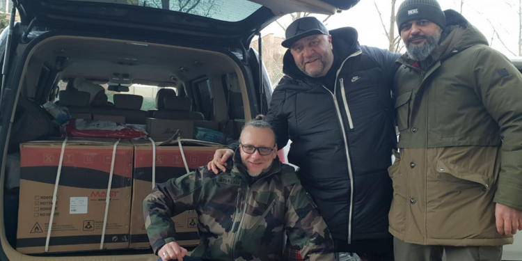 «Дизель Фонд» передав Миколаєву 4 генератори та гуманітарну допомогу для дітей (ФОТО)