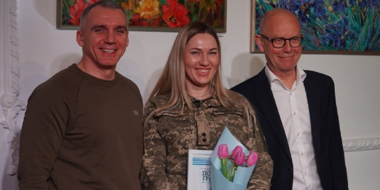 У Миколаєві подякували жінкам – захисницям, правоохоронницям і рятувальницям (ФОТО)