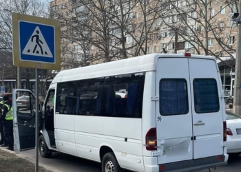 У Миколаєві мікроавтобус збив 11-річного хлопця – дитина в лікарні