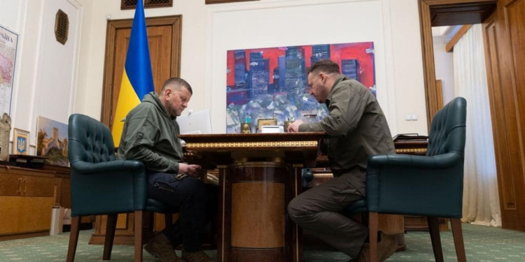 Про Бахмут і необхідність всебічної підтримки: Залужний і Єрмак поговорили з Салліваном і Міллі