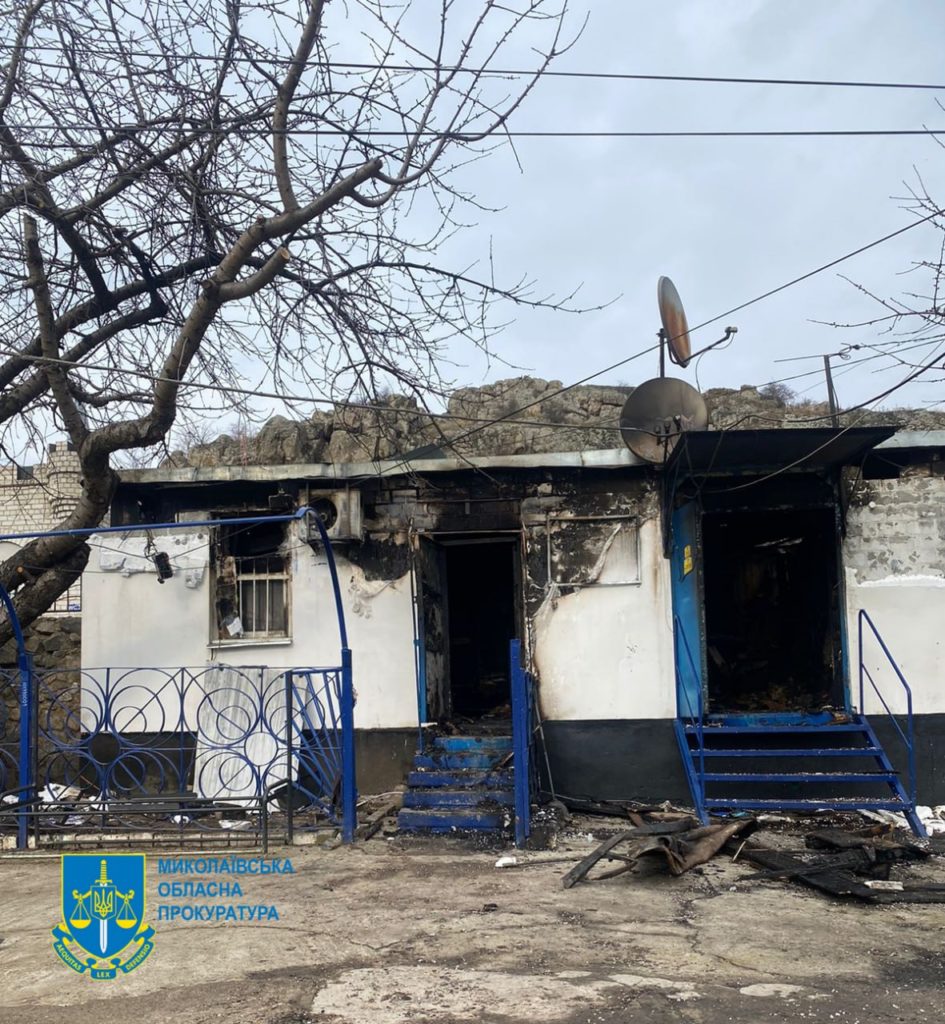 В Южноукраїнську на Миколаївщині чоловік через помсту міськраді спалив рятувальний пост на пляжі 1