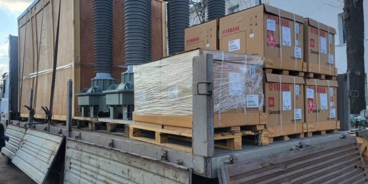 «Укргідроенерго» отримало ще 10 тонн енергетичного обладнання – від Японії, Нідерландів та Республіки Корея