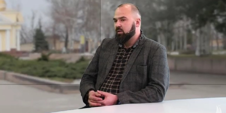 Згадати все. «Миколаївелектротранс» разом з іншими комунальними підприємствами витягли з полів, де йшли бої, 36 одиниць ворожої техніки