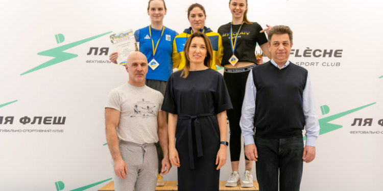 Миколаївська рапіристка Аліна Полозюк здобула «бронзу» Всеукраїнських змагань найсильніших у жіночій рапірі