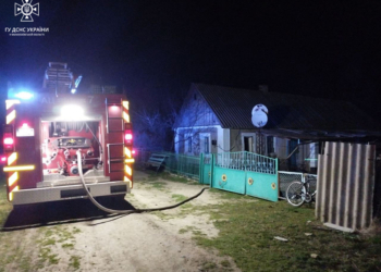 Знов через пічку: на Миколаївщині гасили пожежу в будинку