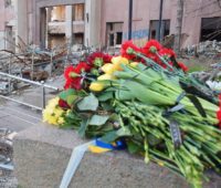 Річниця руйнування російською ракетою будівлі Миколаївської ОДА. Згадайте тих, хто загинув