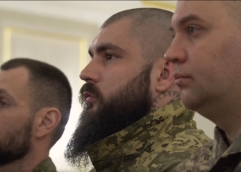 Президент Зеленський нагородив добровольців (ВІДЕО)