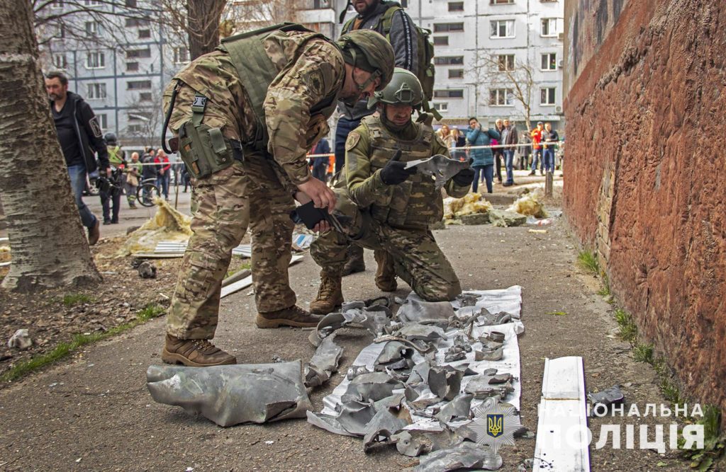 Рятувальна операція в Запоріжжі завершена: від російської атаки загалом 34 людини постраждали, з них троє дітей, одна людина померла (ФОТО) 4