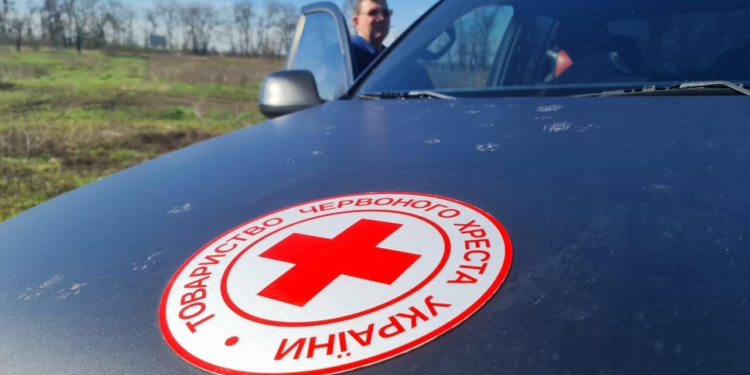 Аварійно-рятувальна служба ТЧХУ підключилась до розмінування Миколаївщини: за перший день виявлено понад 100 вибухонебезпечних предметів (ФОТО)