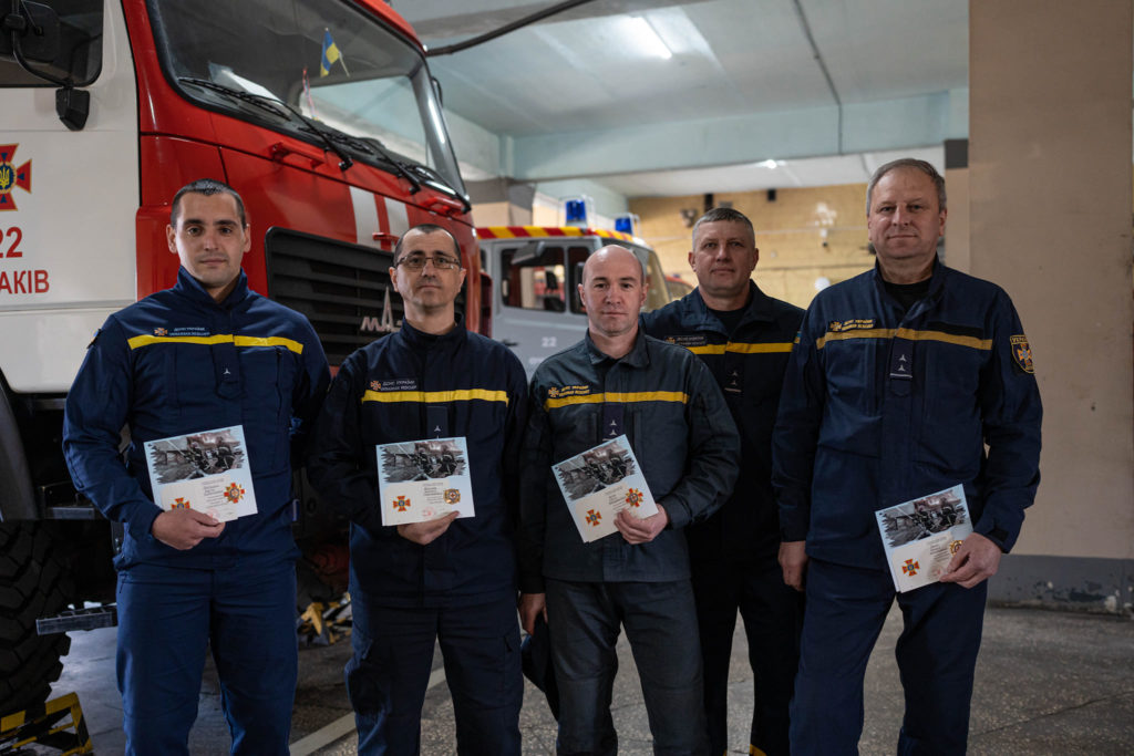 Рятувальники міста Очаків Миколаївської області отримали нагороди (ФОТО) 4