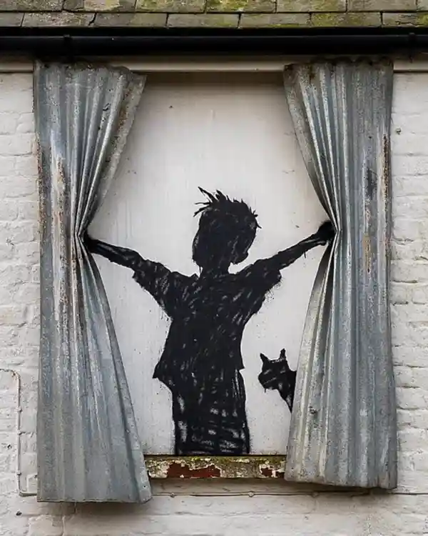 В Британії знищили графіті Бенксі. Випадково (ФОТО) 3