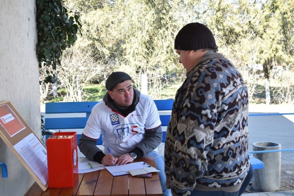 На Миколаївщині жителі Горохівської громади отримали 150 наборів гігієни від Save the Children (ФОТО) 5