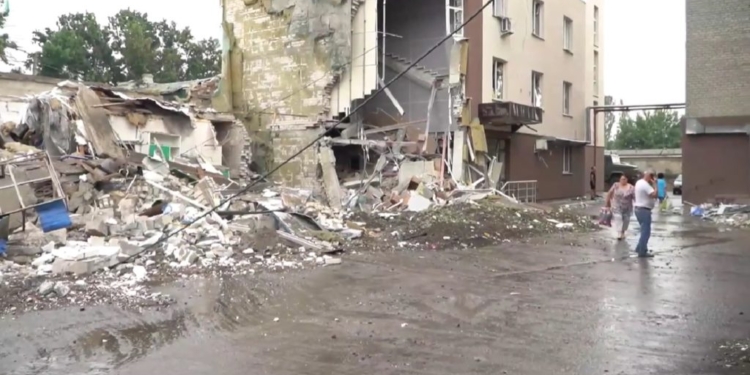 Руйнування російськими обстрілами травмпункту ЛШМД в Миколаєві завдало шкоди довкіллю на понад 38 млн.грн. (ФОТО)