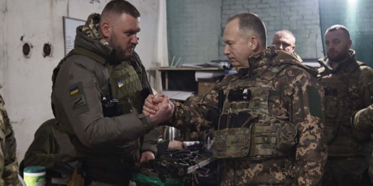 Сирський знову в Бахмуті (ФОТО)