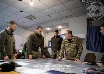 Командувач Силами спецоперацій ЗСУ провів нараду в Бахмуті (ФОТО)