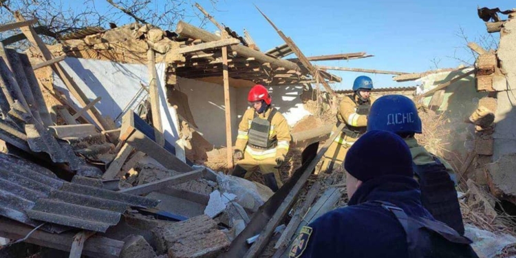 В Солончаках на Миколаївщині 2 загиблих, 3 поранених, – ДСНС (ФОТО)