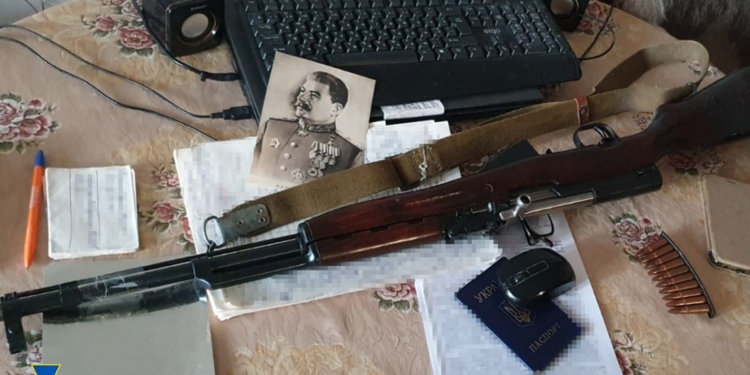 Готували паралельну і підривну реальність. СБУ викрило підпілля “рожденных в СССР” (ФОТО)