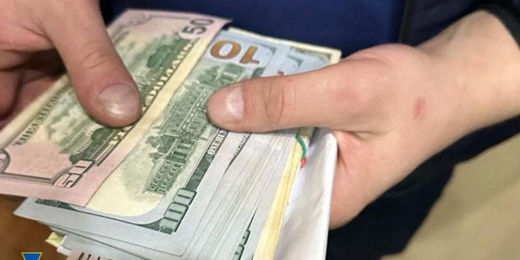 “Зернова угода”. СБУ викрило схему на Одеській митниці – корупціонери вимагали по 40 центів з тонни експорту (ФОТО)