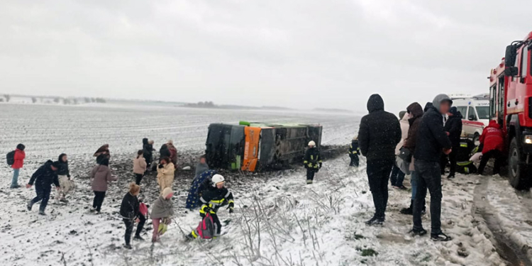 На Хмельниччині перекинувся автобус “Одеса-Варшава”