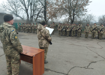 Особовий склад Миколаївського стрілецького батальйону ЗСУ прийняв присягу на вірність українському народові (ФОТО)