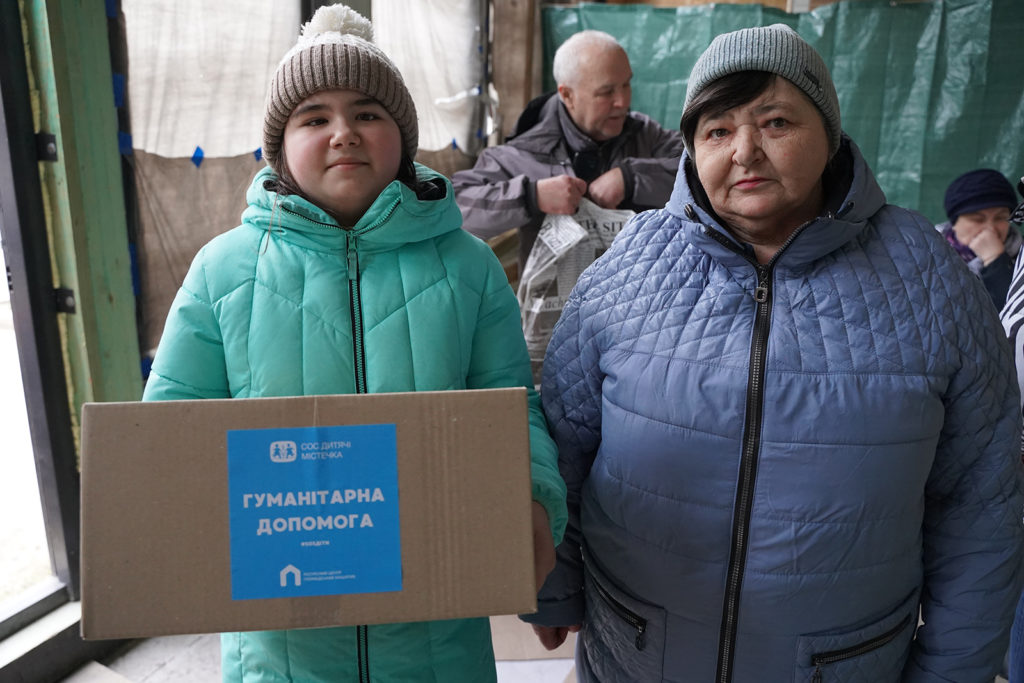 Програма екстреної підтримки SOSДІТИ в Миколаєві: вже видано понад 3,1 тисячі продовольчих наборів сім’ям з дітьми (ФОТО) 9